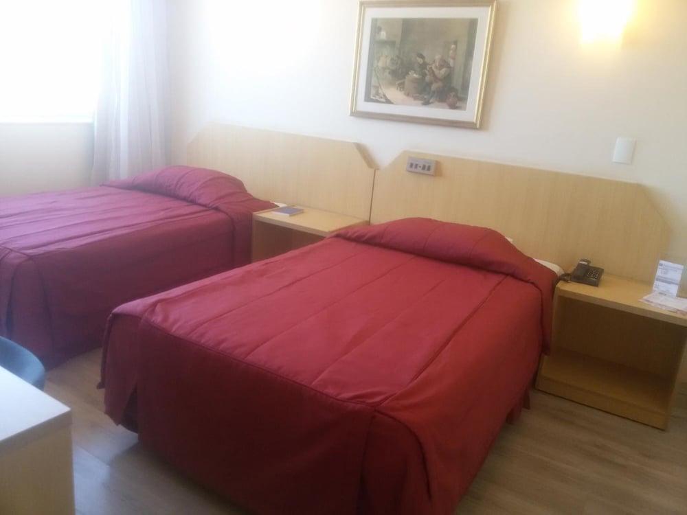 Airam Brasilia Hotel Экстерьер фото